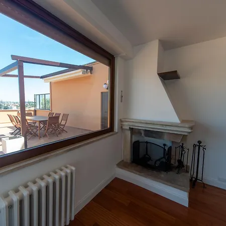Cardinal Mistrangelo - Next To The Metro Station, Large And Comfortable Penthouse With Terrace Apartment *