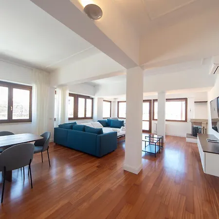 Cardinal Mistrangelo - Next To The Metro Station, Large And Comfortable Penthouse With Terrace Rome