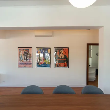 Apartment Cardinal Mistrangelo - Next To The Metro Station, Large And Comfortable Penthouse With Terrace