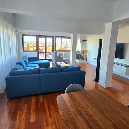 Apartmán Cardinal Mistrangelo - Next To The Metro Station, Large And Comfortable Penthouse With Terrace